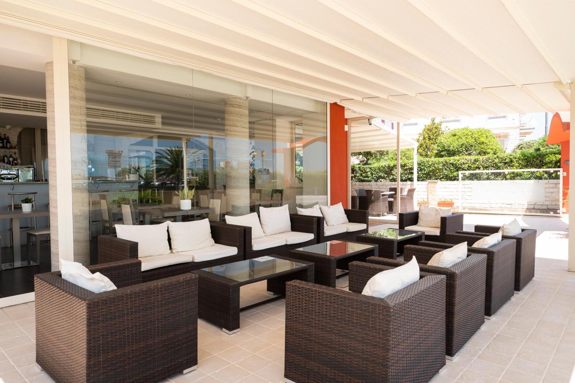 Hotel Villa Sirena Numana Luaran gambar