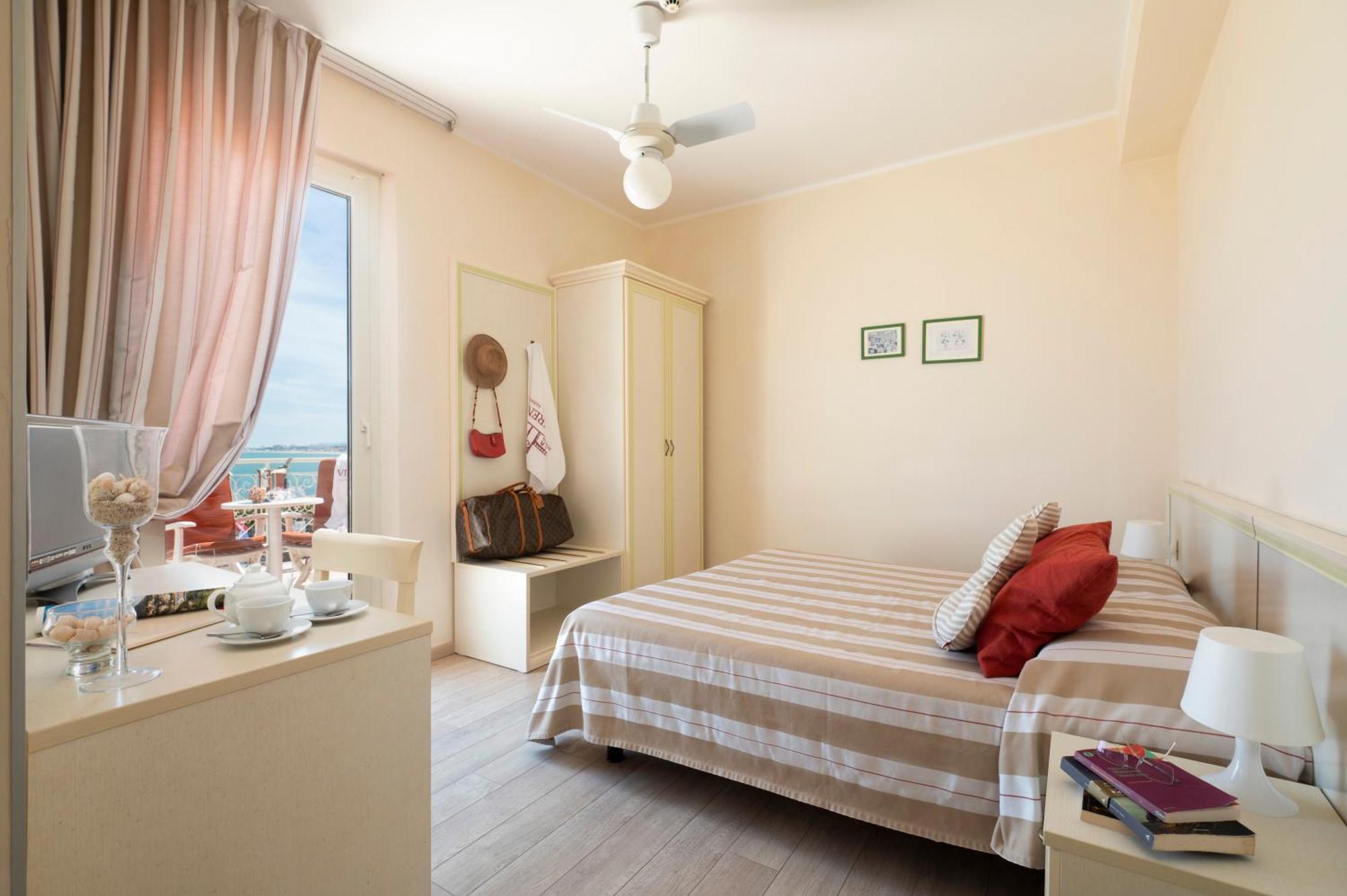 Hotel Villa Sirena Numana Luaran gambar